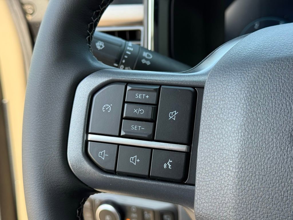 New 2026 Ford F250 4x4 Crew Cab Super Duty image 15