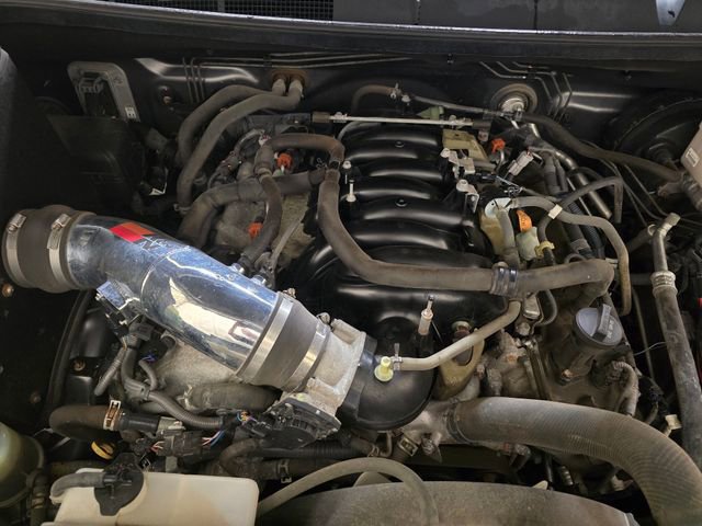 Used 2014 Toyota Tundra SR5 w/ SR5 Upgrade Package image 12