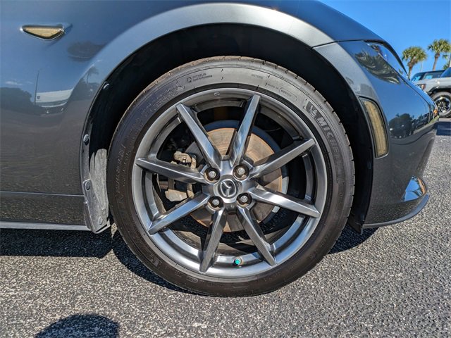 Used 2019 MAZDA MX-5 Miata RF Grand Touring w/ GT-S Package image 12