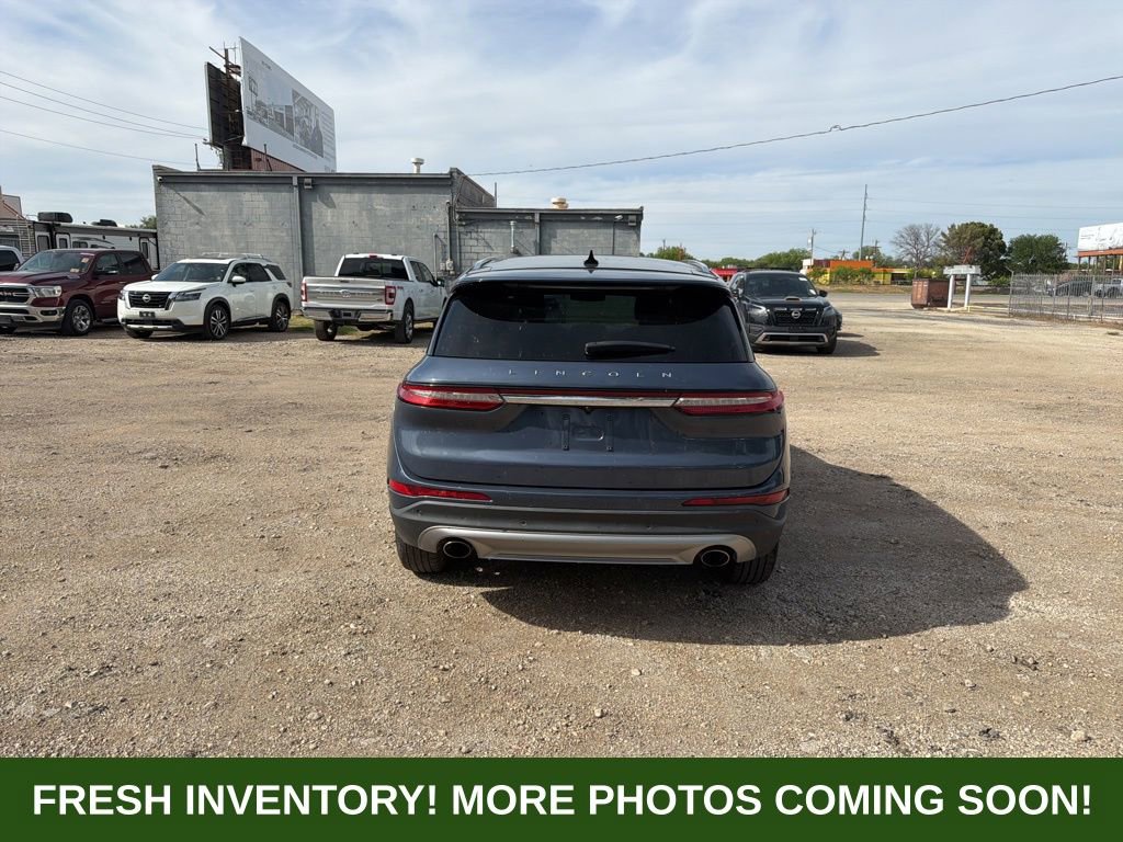 Used 2022 Lincoln Corsair FWD w/ Premium Package image 5