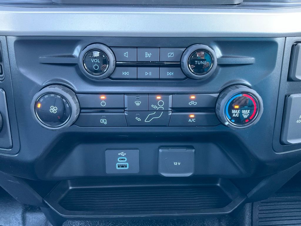 Used 2024 Ford F450 XL w/ XL Chrome Package image 57