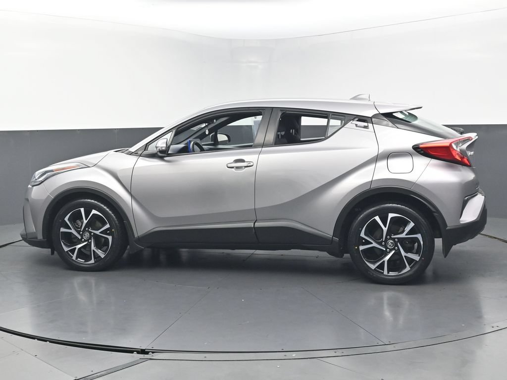 Used 2020 Toyota C-HR XLE FWD image 9