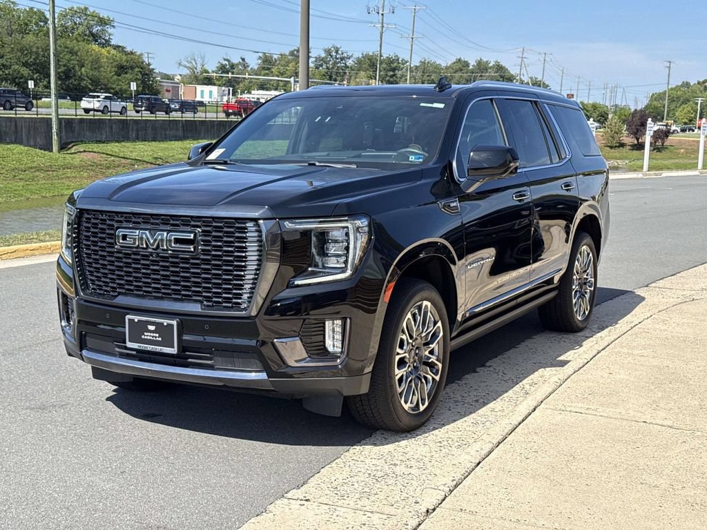 Used 2024 GMC Yukon Denali Ultimate AWD/4WD image 20