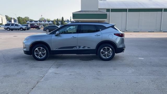 Used 2023 Chevrolet Blazer LT w/ Convenience Package AWD/4WD image 5
