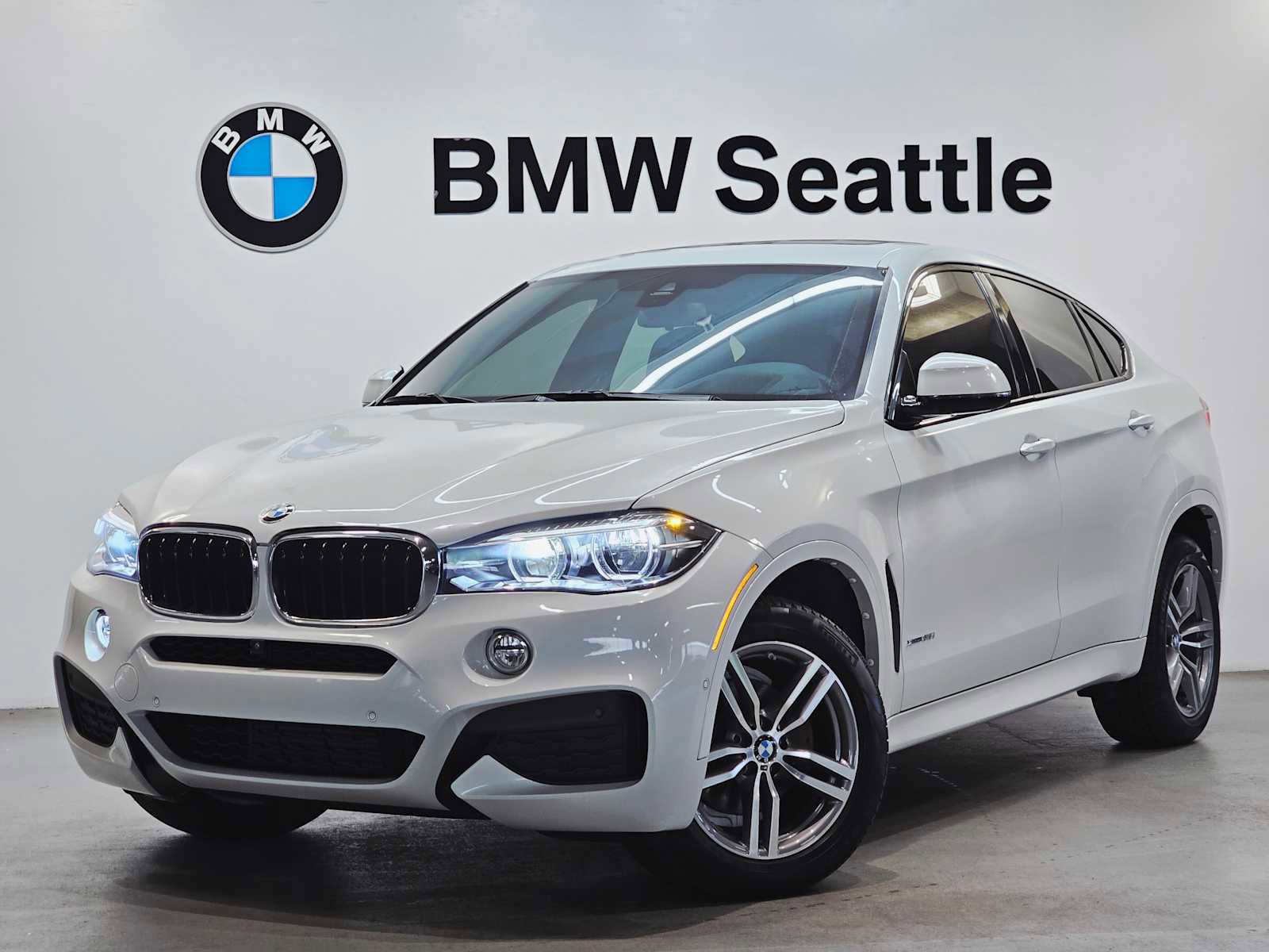 Used 2019 BMW X6 xDrive35i w/ M Sport Package