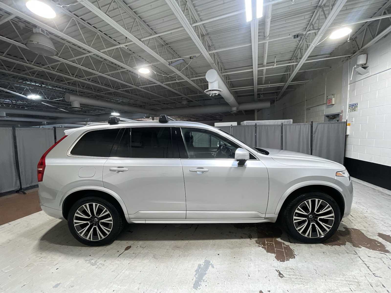 Used 2020 Volvo XC90 T5 Momentum w/ Protection Package Premier AWD/4WD image 27