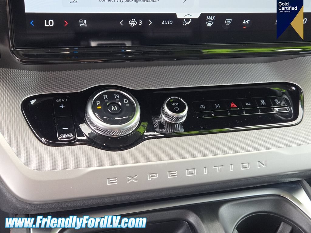 Certified 2025 Ford Expedition Active AWD/4WD image 26