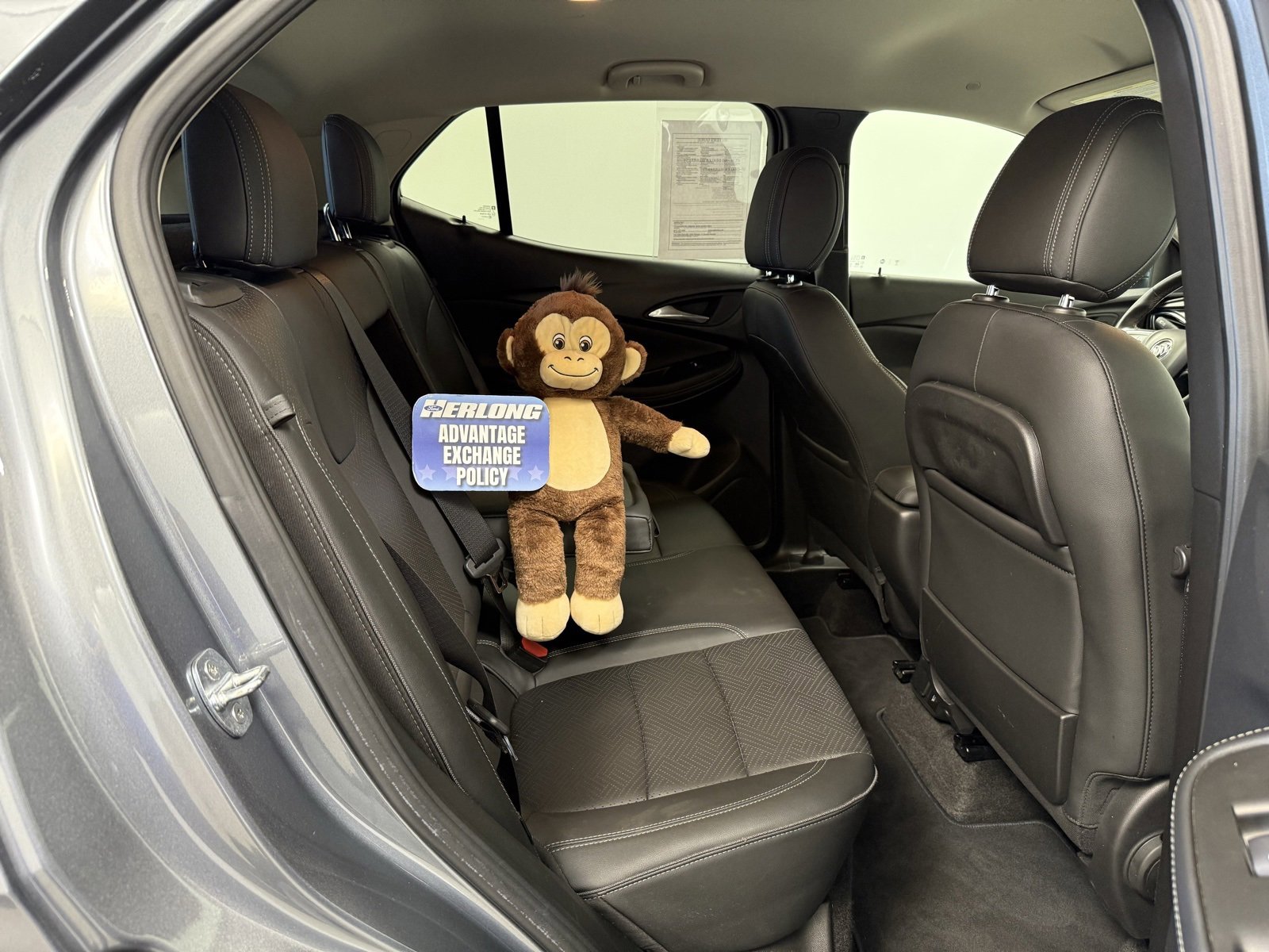 Used 2022 Buick Encore GX Essence image 21