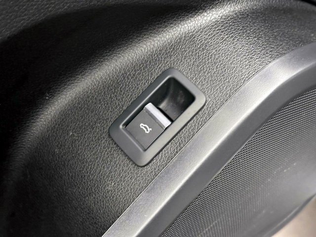 Used 2023 Audi Q5 2.0T Premium w/ Convenience Package AWD/4WD image 20
