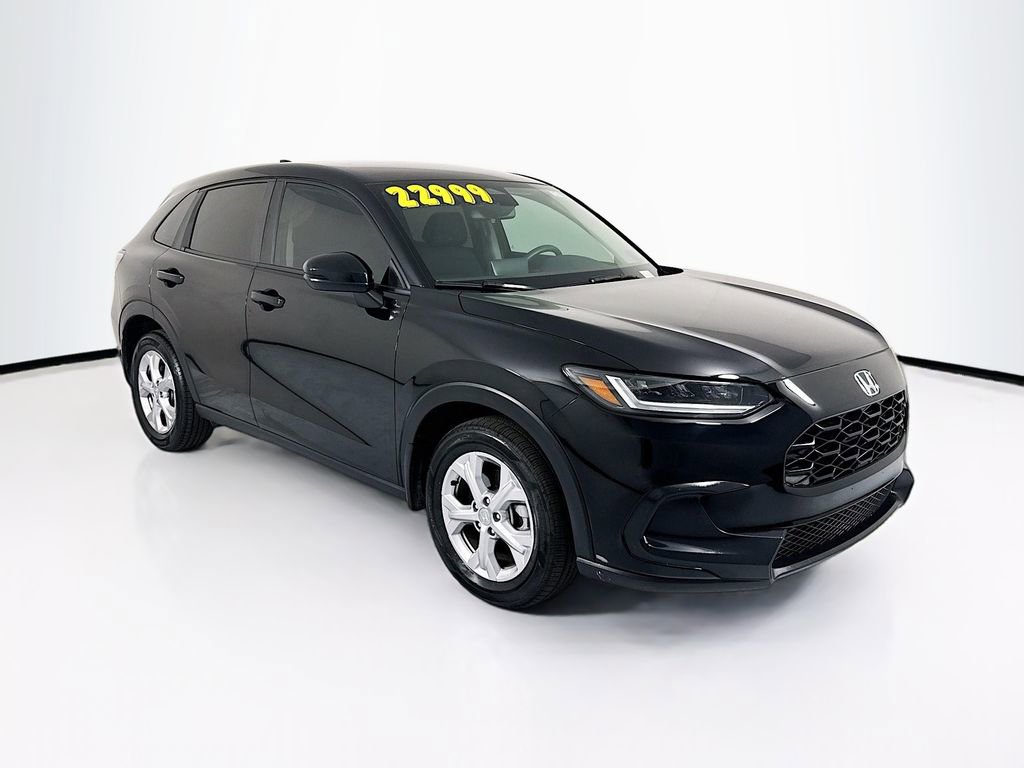 Certified 2023 Honda HR-V LX image 3