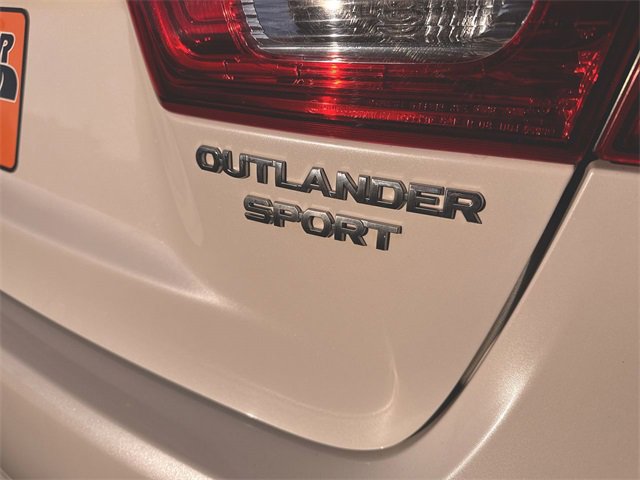 Used 2016 Mitsubishi Outlander Sport ES image 27