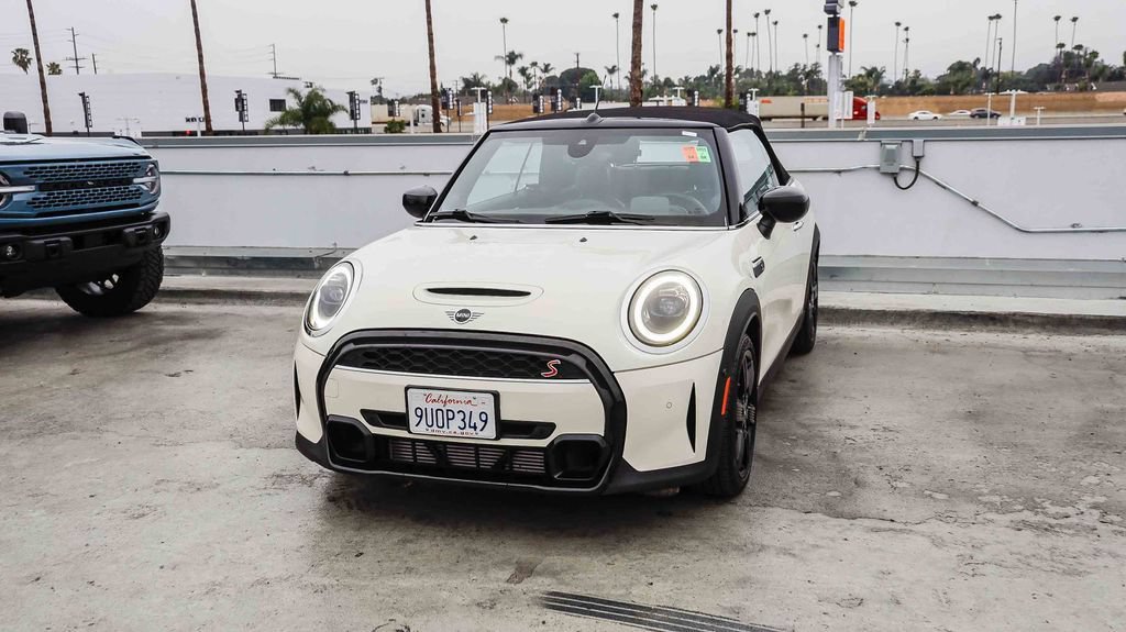 Used 2023 MINI Cooper S FWD image 4