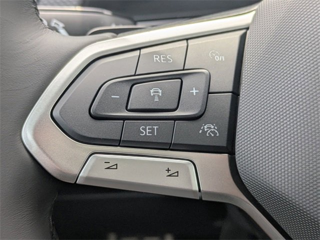 New 2026 Volkswagen Atlas Cross Sport SEL R-Line image 26