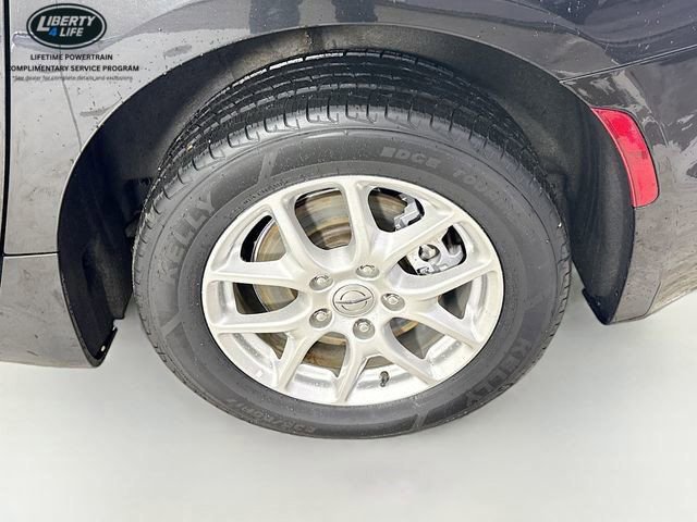 Used 2023 Chrysler Pacifica Touring-L image 31