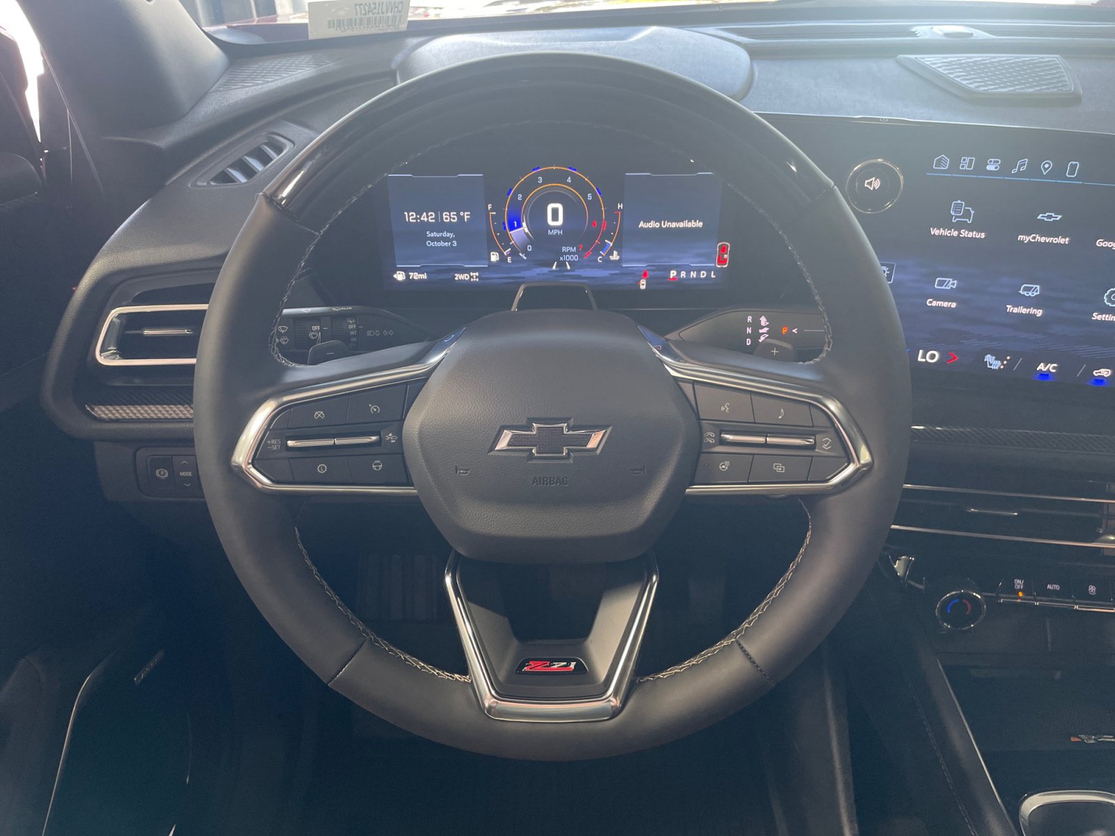 New 2027 Chevrolet Traverse Z71 w/ Enhanced Driving Package AWD/4WD image 9