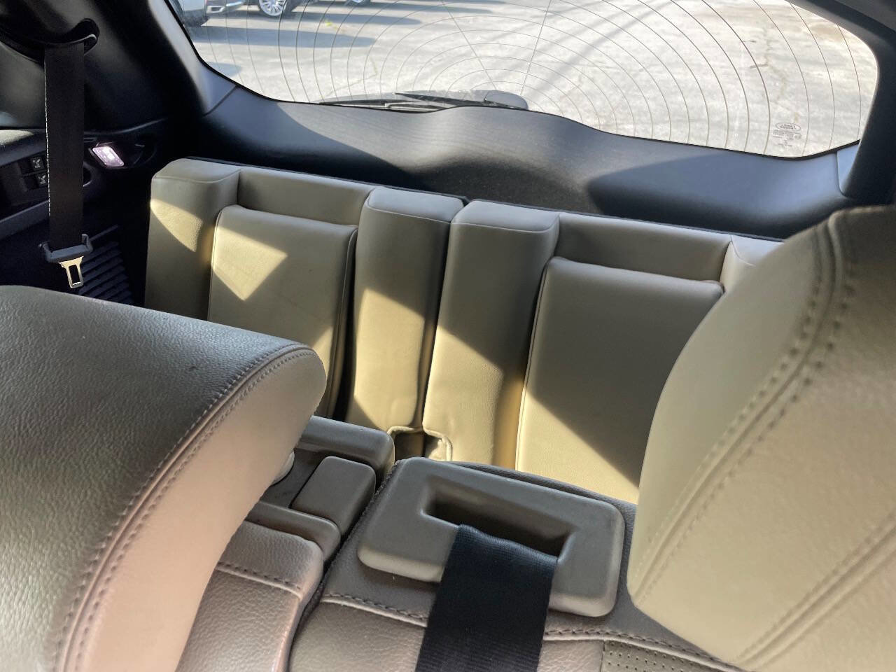 Used 2016 Land Rover Discovery Sport HSE image 9