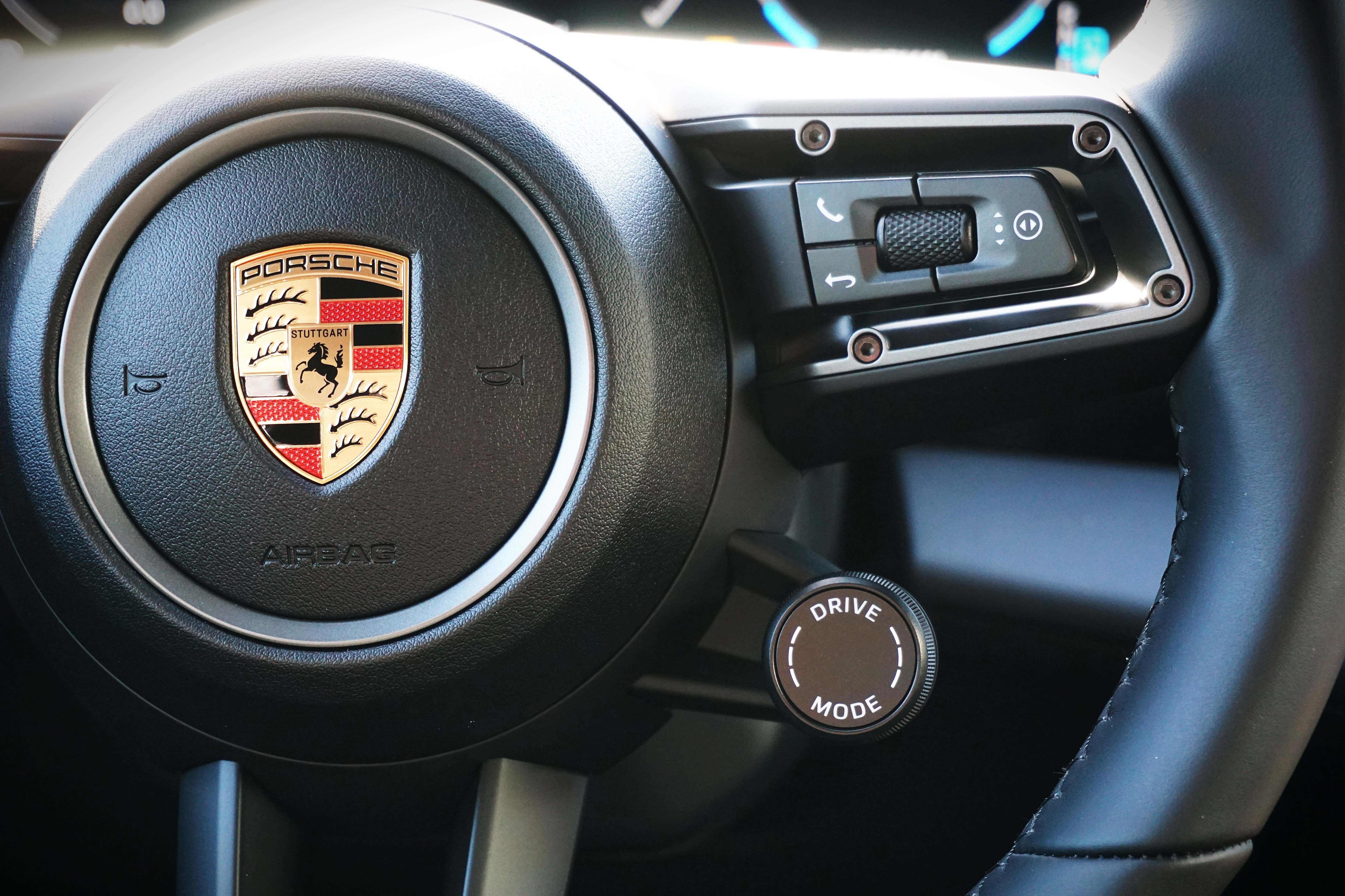New 2026 Porsche Taycan 4S AWD/4WD image 17