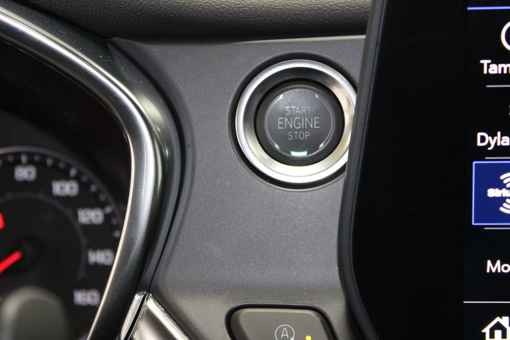 Used 2025 Chevrolet Blazer LT image 38