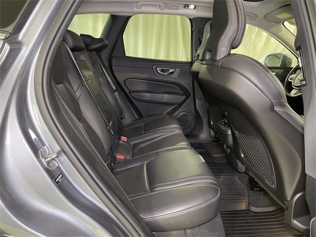 Used 2021 Volvo XC60 T5 Inscription w/ Protection Package Premier image 18