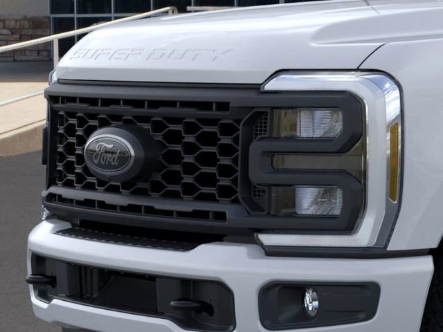 New 2025 Ford F250 XLT w/ Black Appearance Package image 17