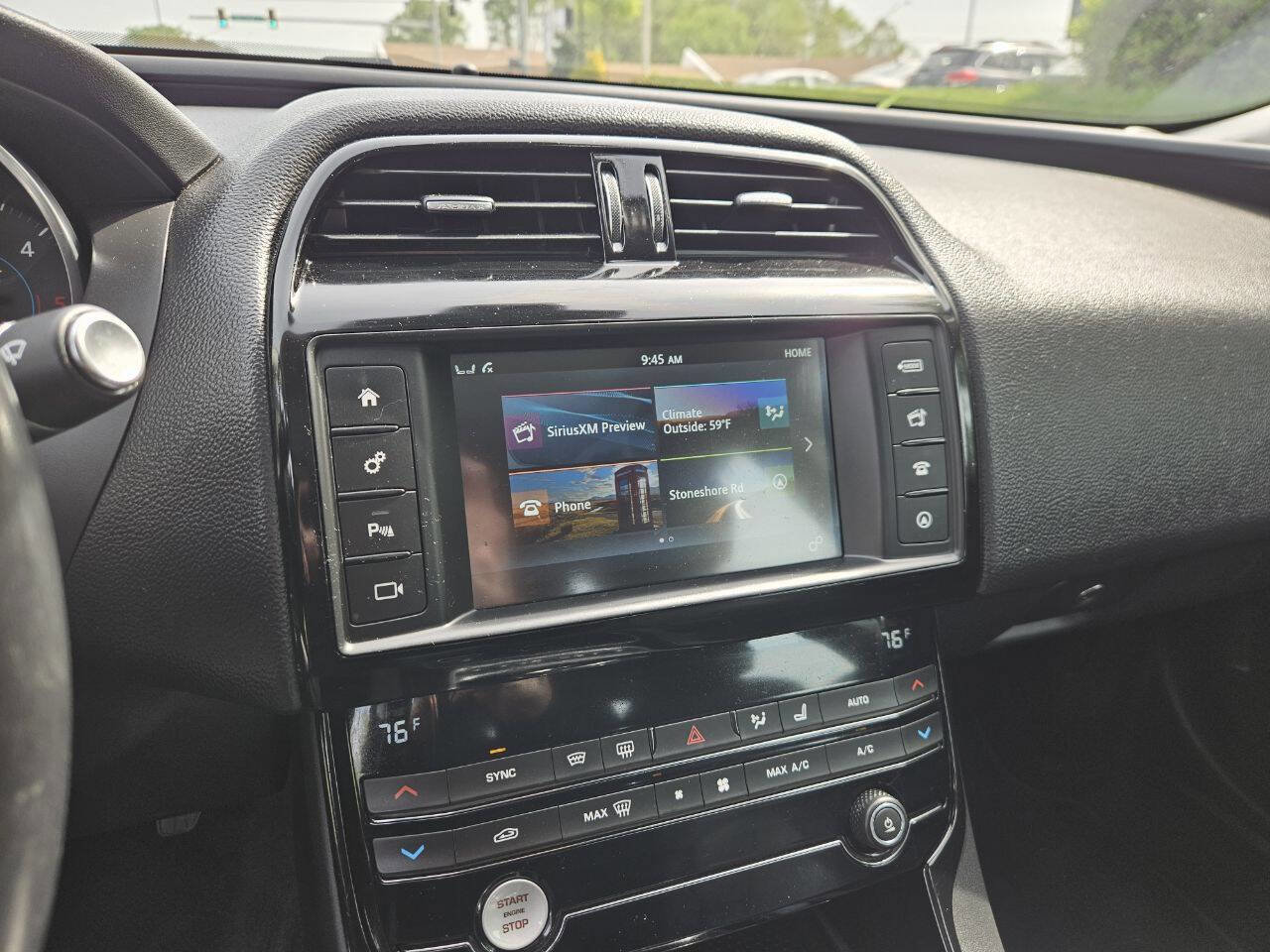 Used 2017 Jaguar XE Premium image 19