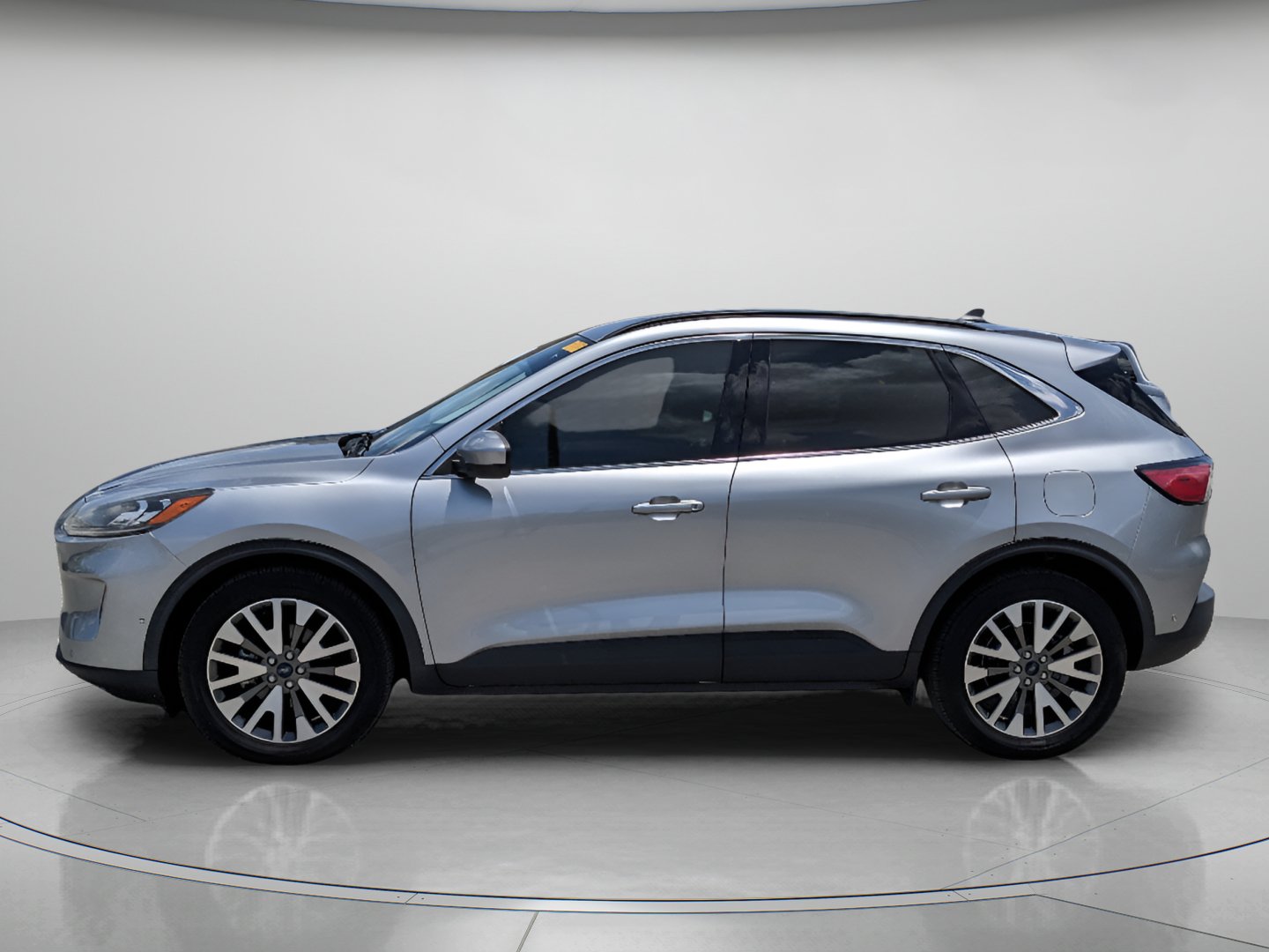 Used 2021 Ford Escape Titanium FWD image 5