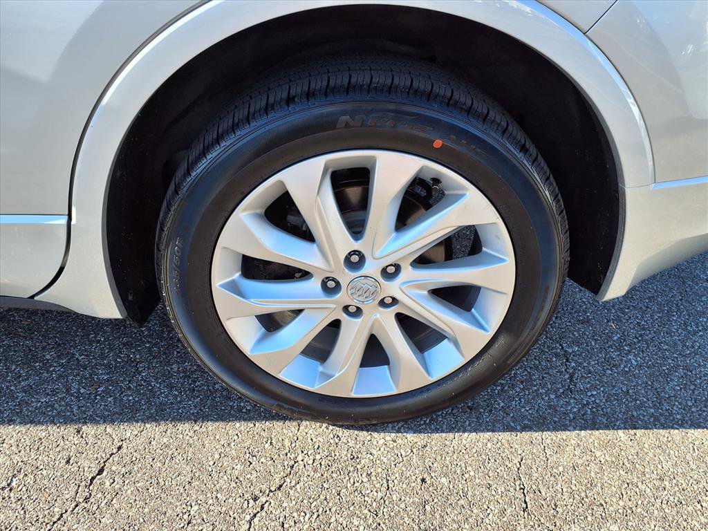 Used 2017 Buick Envision Premium image 36