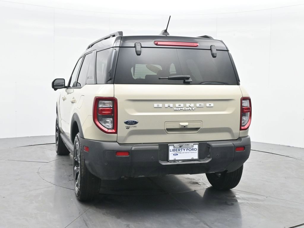 Used 2025 Ford Bronco Sport Outer Banks w/ Outer Banks Tech Package+ AWD/4WD image 8