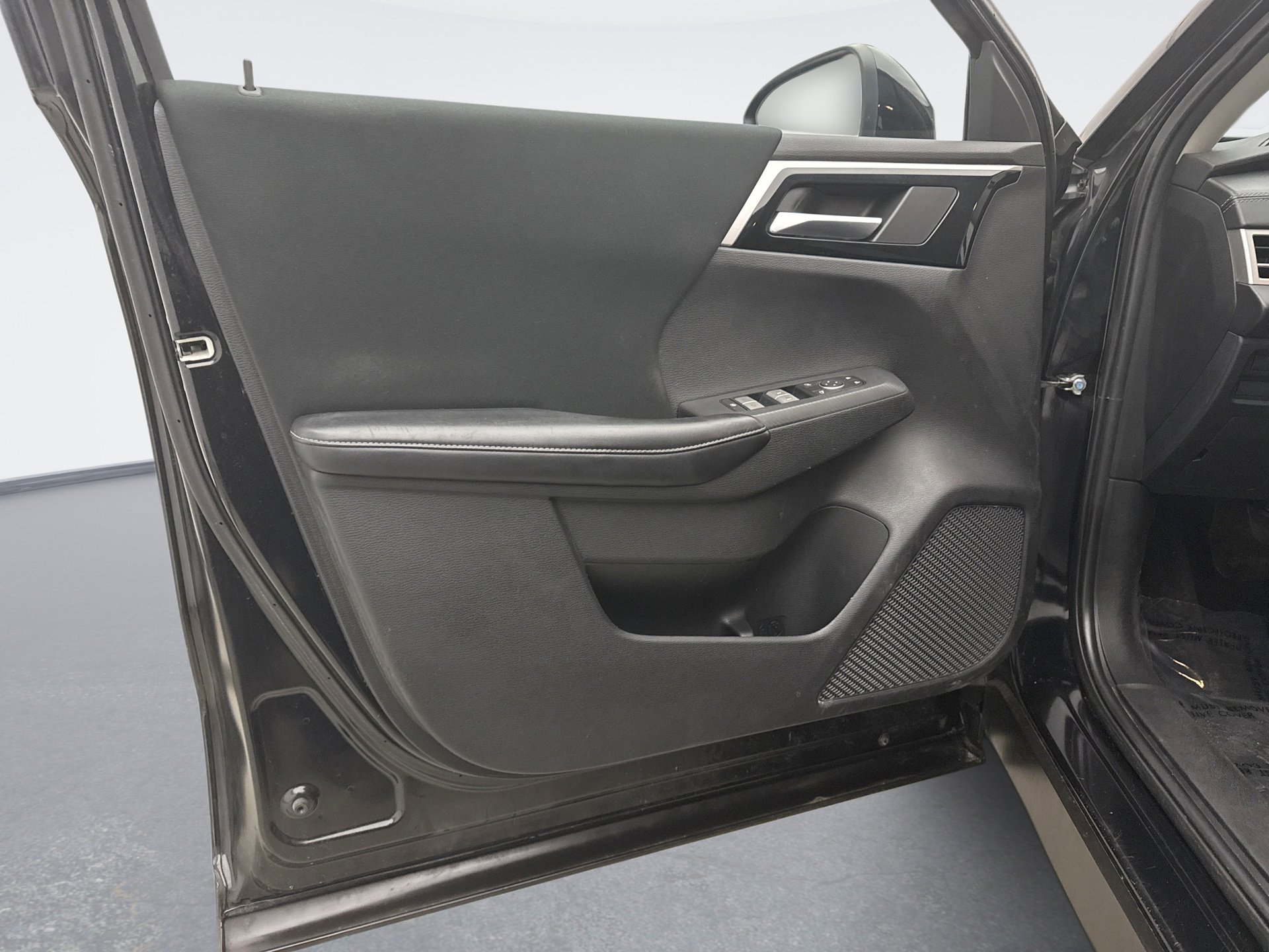 Used 2022 Mitsubishi Outlander ES image 9