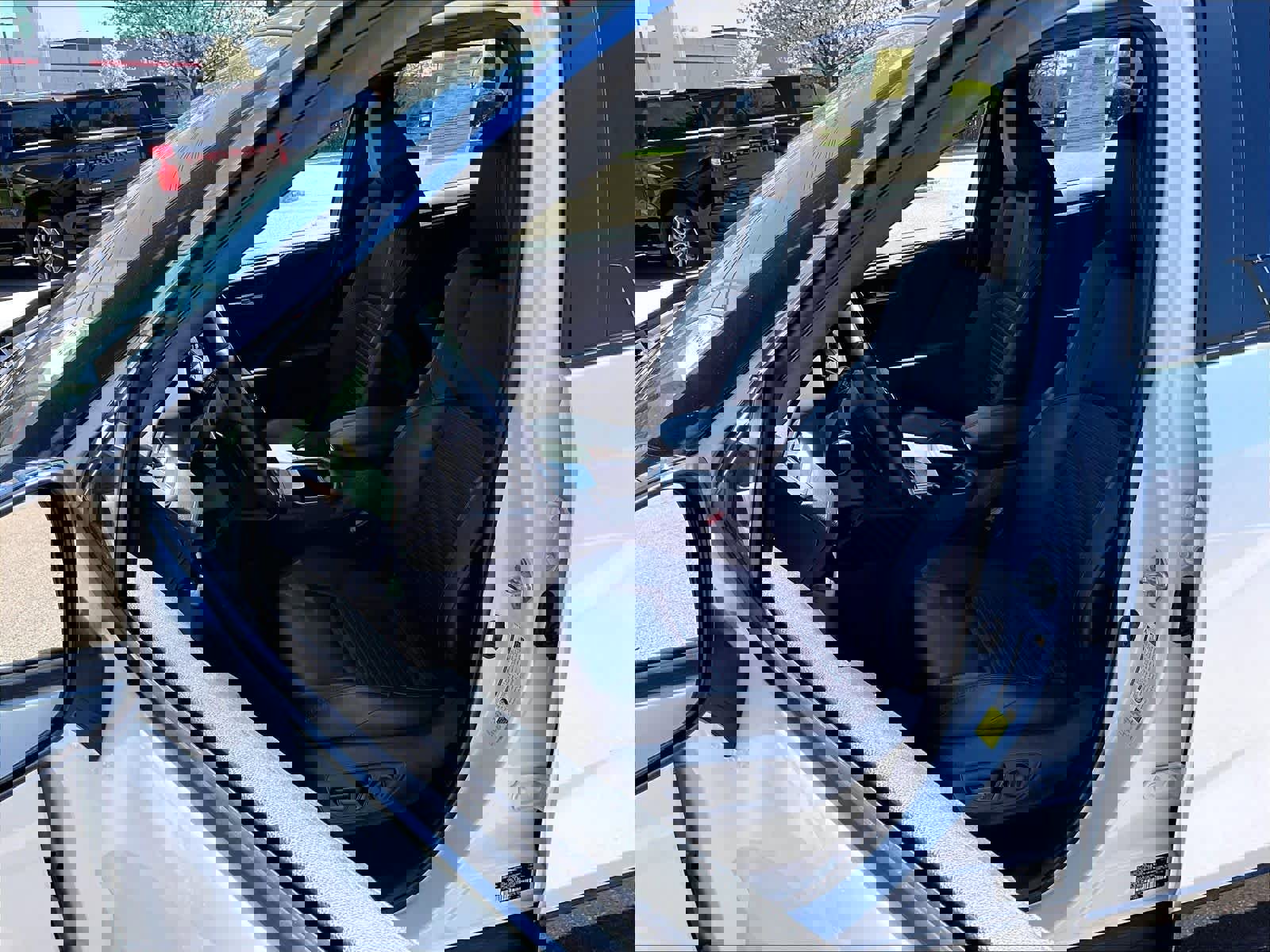 Used 2023 Toyota RAV4 XSE w/ Weather Package AWD/4WD image 10