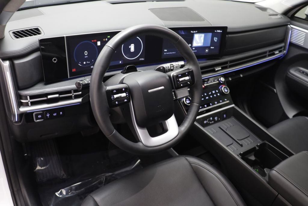 Used 2025 Hyundai Santa Fe Limited image 6