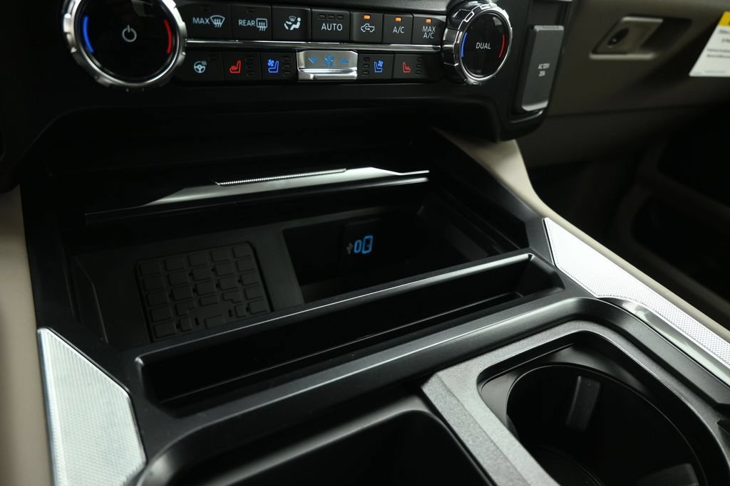 New 2026 Ford F450 Platinum w/ Platinum Plus Package AWD/4WD image 15