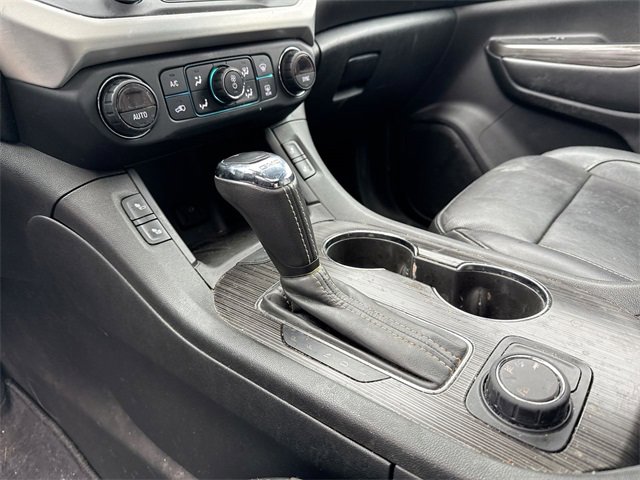 Used 2017 GMC Acadia SLT image 13