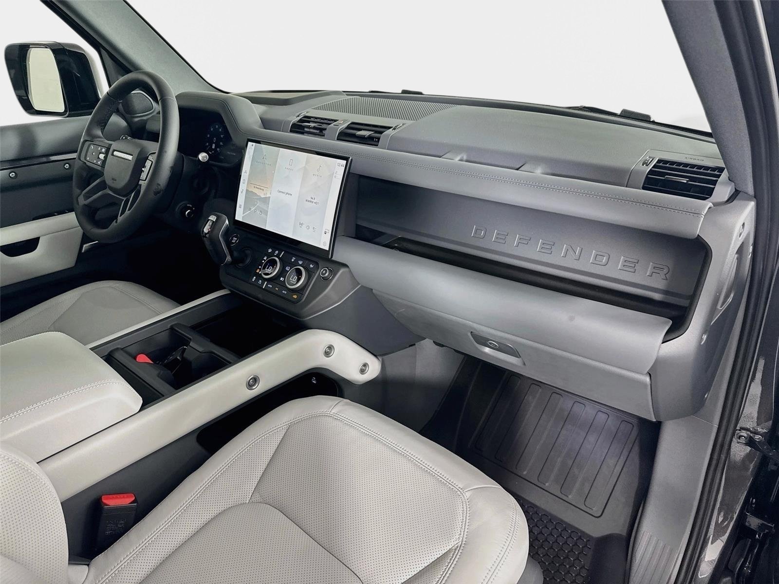 New 2026 Land Rover Defender 110 X-Dynamic SE AWD/4WD image 31