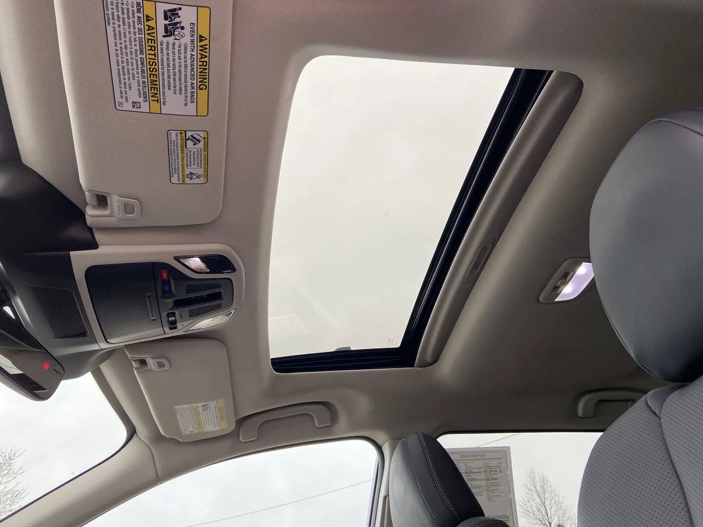 Used 2023 Subaru Outback Limited image 13