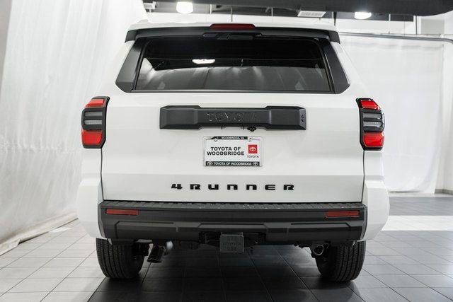 New 2026 Toyota 4Runner SR5 image 5