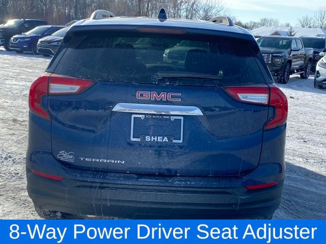 Certified 2023 GMC Terrain SLE w/ Driver Convenience Package image 5