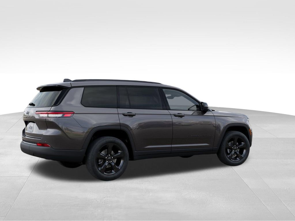 Used 2025 Jeep Grand Cherokee L Altitude AWD/4WD image 4