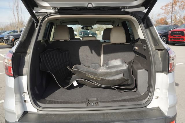 Used 2017 Ford Escape Titanium image 17