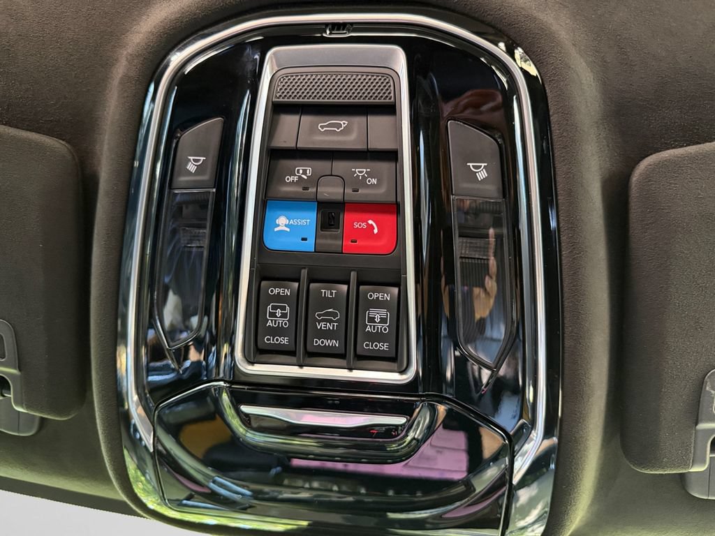 Used 2022 Jeep Grand Cherokee Summit AWD/4WD image 20