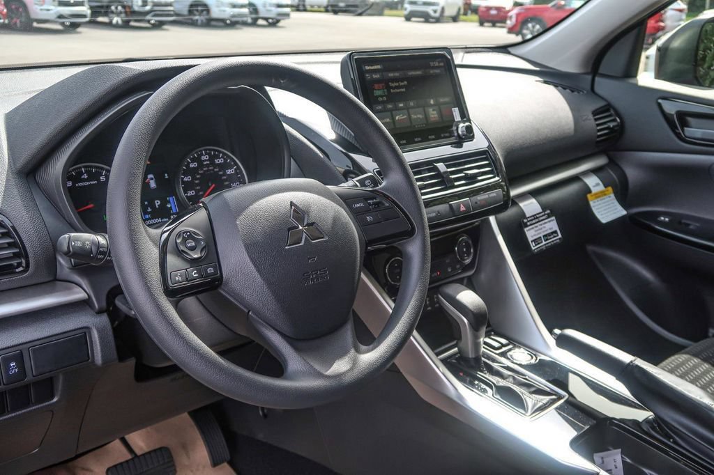 New 2026 Mitsubishi Eclipse Cross LE AWD/4WD image 23