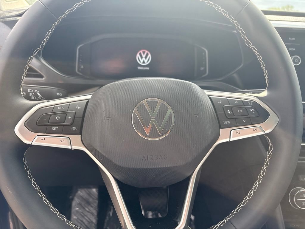 Used 2023 Volkswagen Taos SEL AWD/4WD image 9