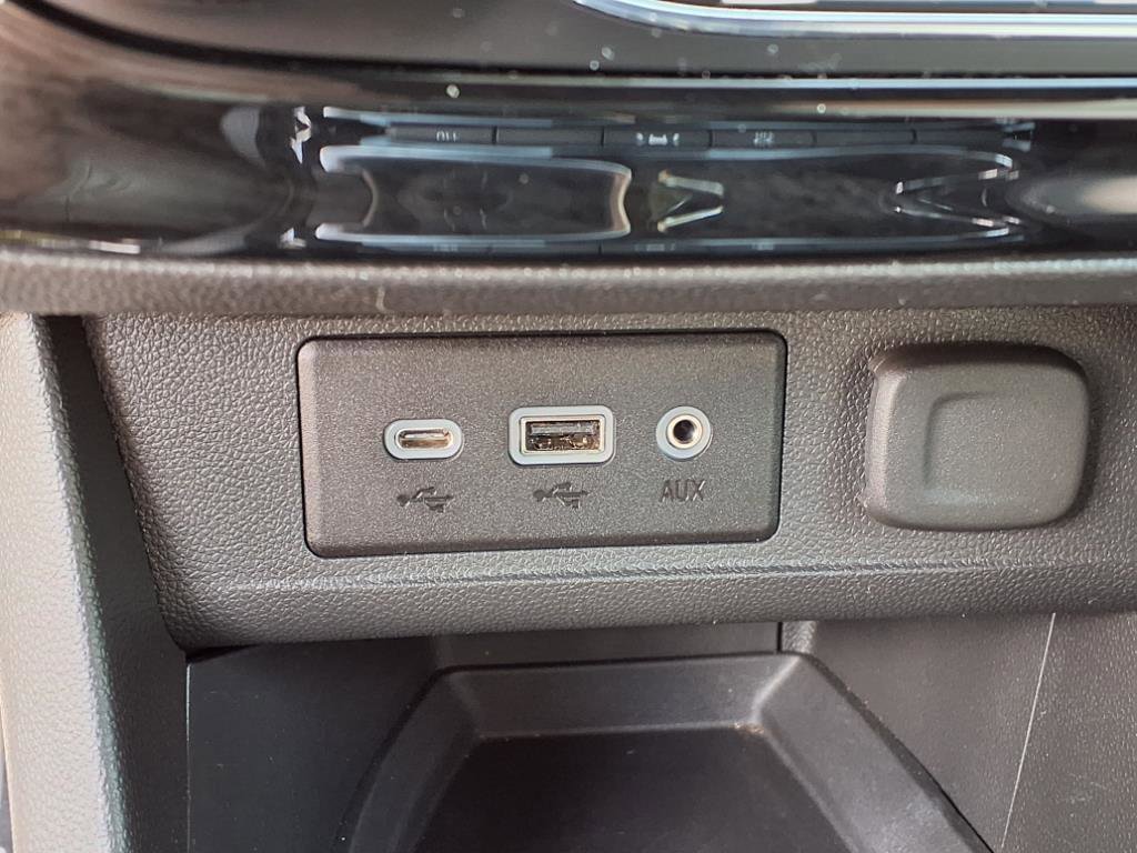 Used 2021 Buick Encore GX Select FWD image 16