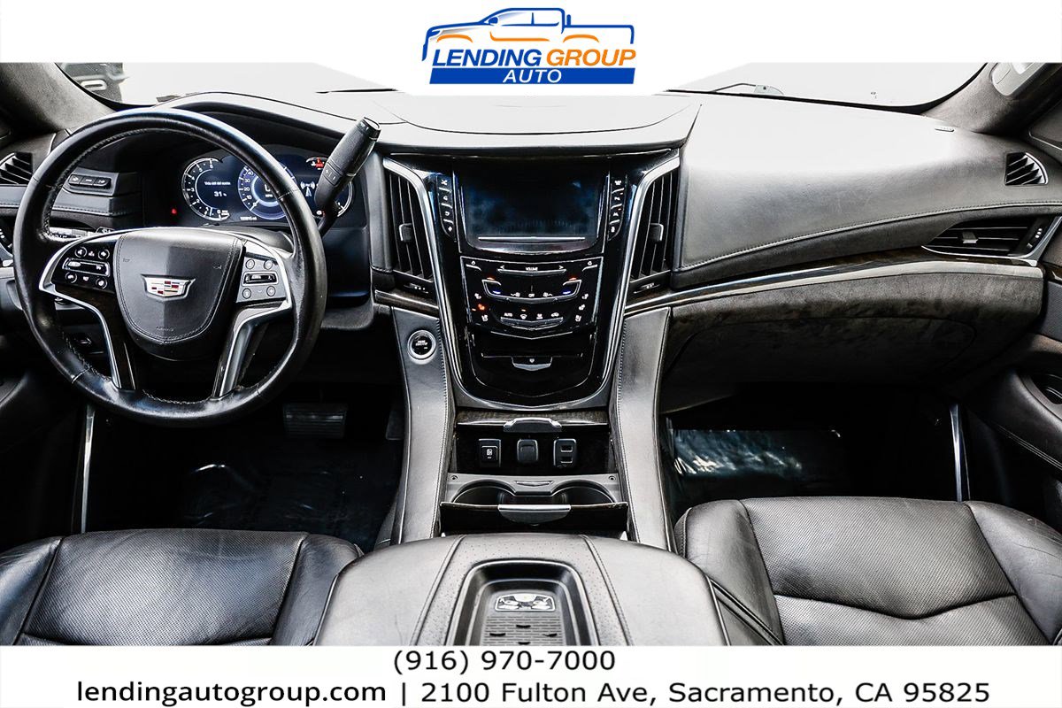 Used 2016 Cadillac Escalade ESV Platinum image 10