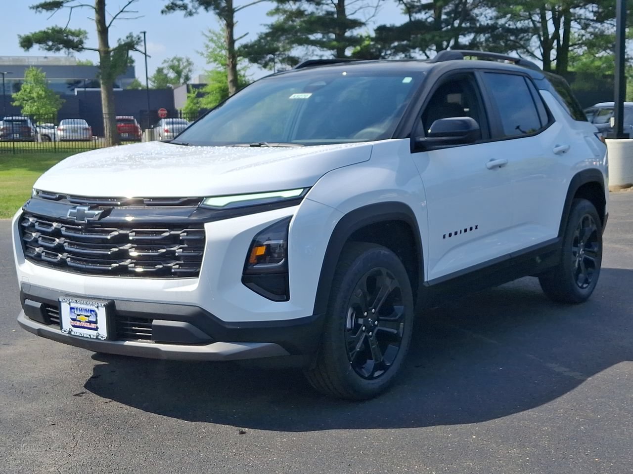 New 2026 Chevrolet Equinox LT w/ Midnight Edition FWD image 10