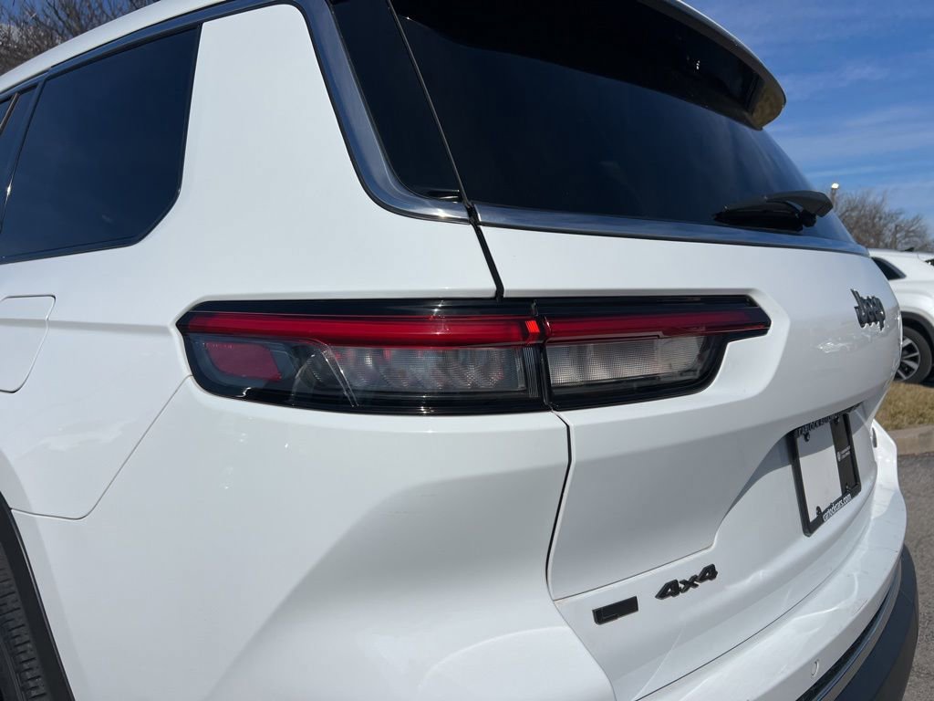 Used 2021 Jeep Grand Cherokee L Limited image 12