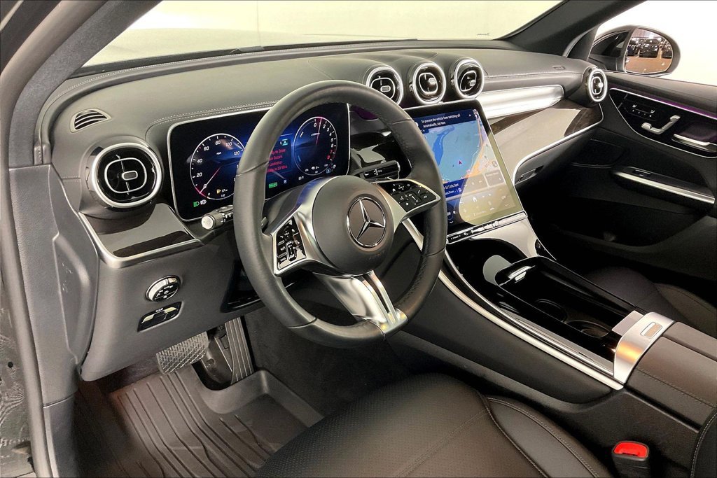 Certified 2025 Mercedes-Benz GLC 350e 4MATIC image 11