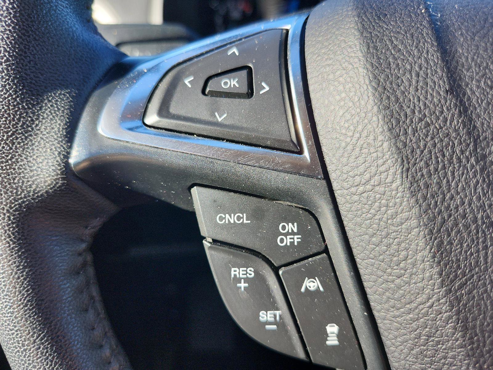 Used 2024 Ford Edge SEL image 23