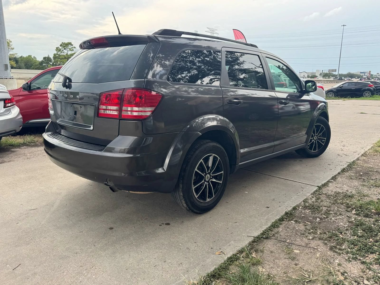 Used 2018 Dodge Journey SE w/ Popular Equipment Group FWD image 6