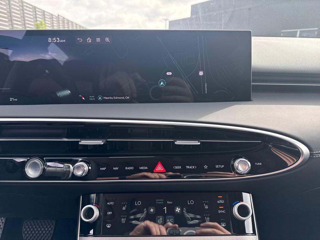 New 2026 Genesis GV70 2.5T Advanced AWD/4WD image 18